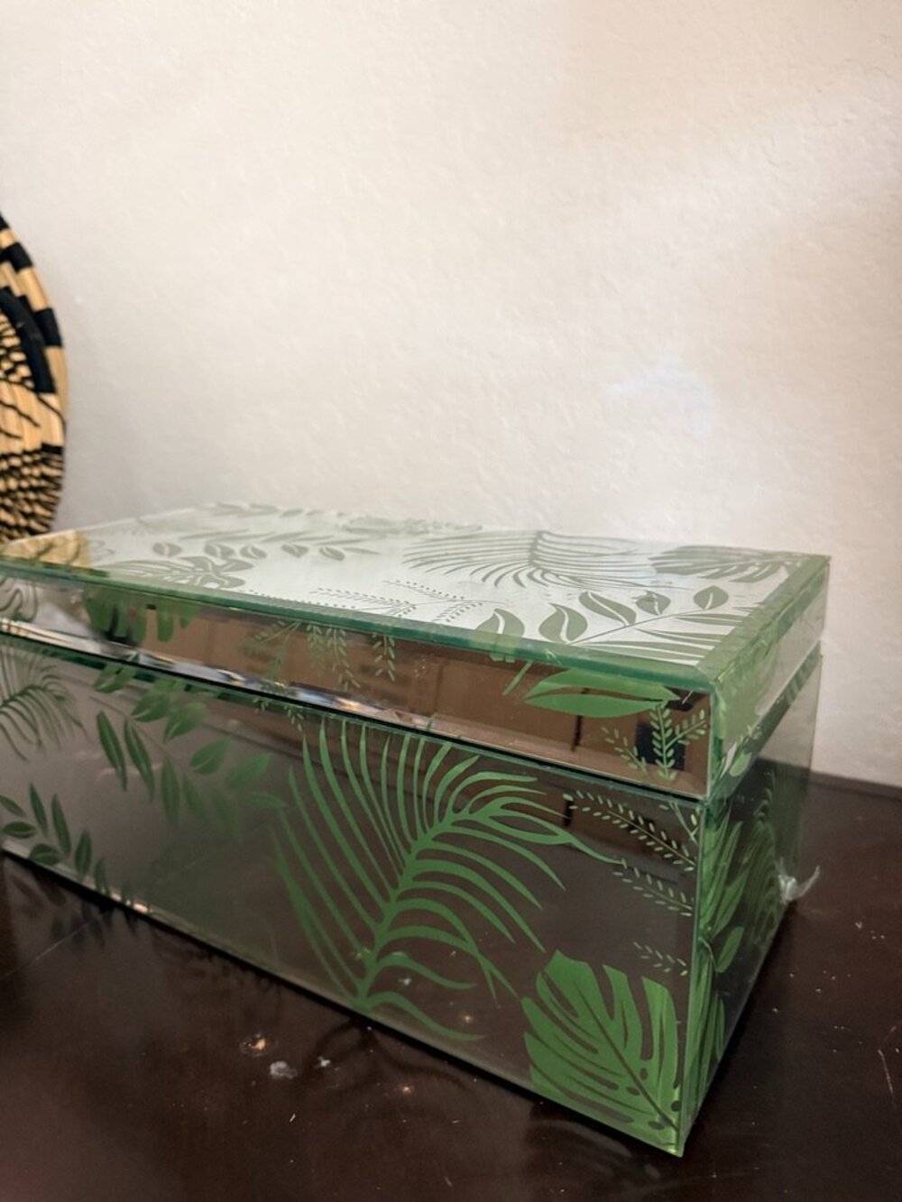 Mirrored Green Leaf Jewelry Box - Picture 3 of 4
